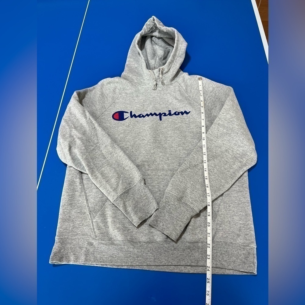 Boys Champion Hooded Sweatshirt. Excellent Condition. Size L